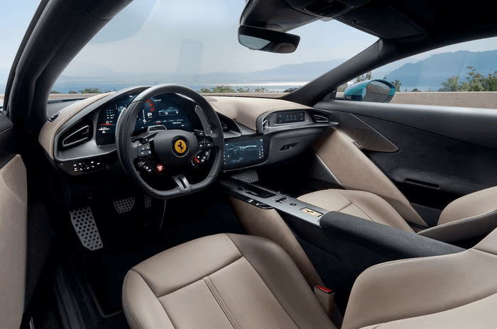 Ferrari Amalfi interior